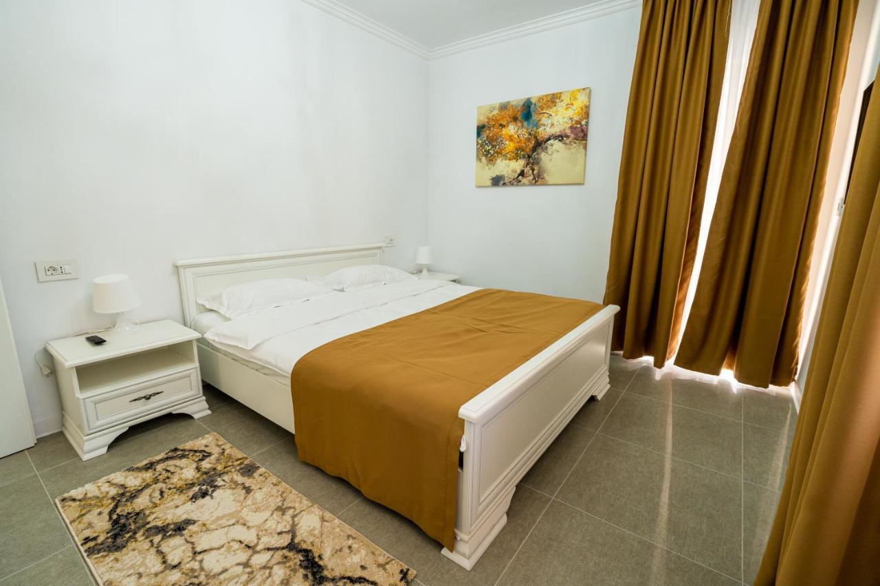 Armada Aparthotel アルバ・ユリア エクステリア 写真
